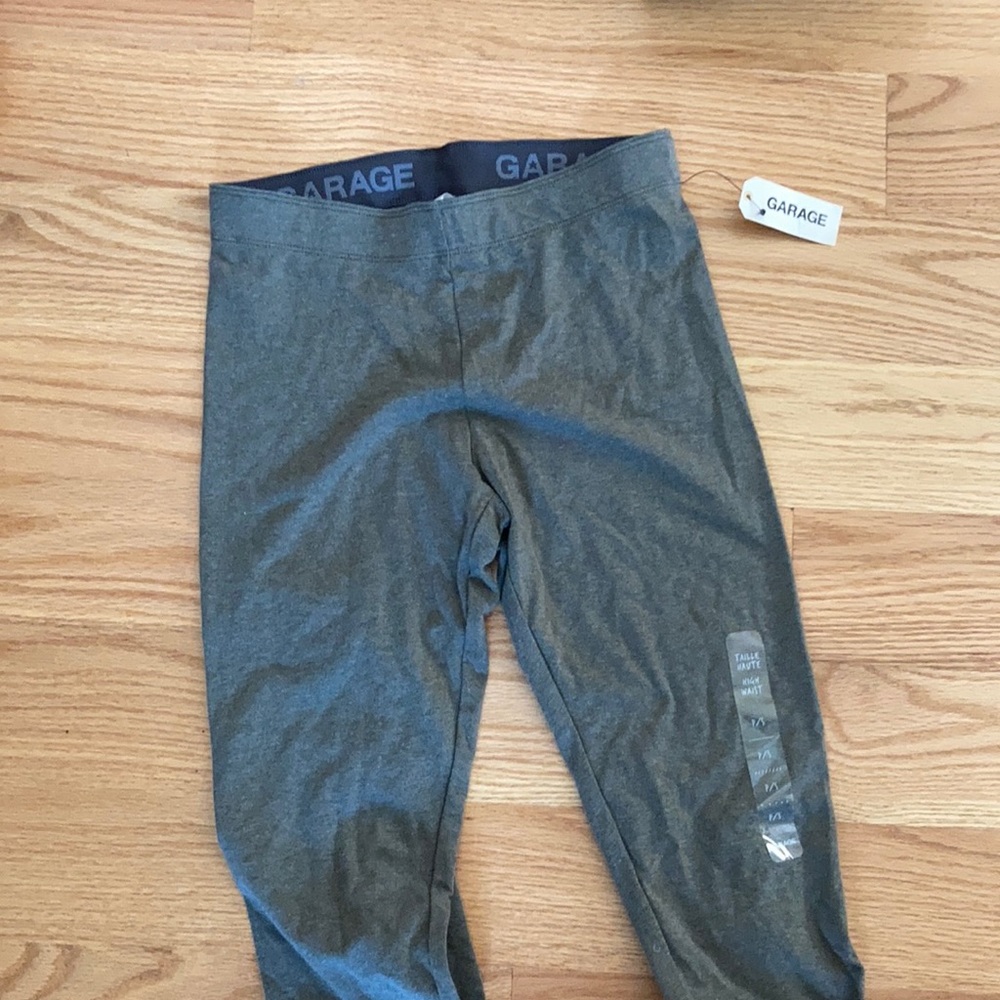 Grey/Green Leggings